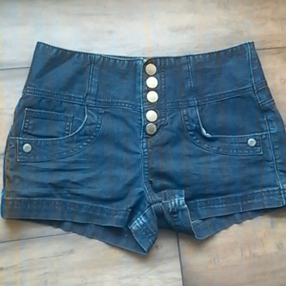 🔴Guess🔴 High waisted guess shorts