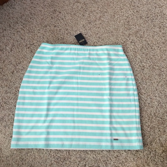Hollister Pencil Skirt. - Picture 1 of 2