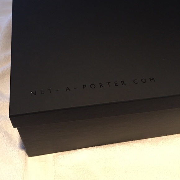 Box - Picture 2 of 3