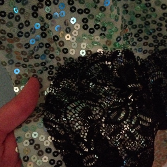 Tank top - Picture 3 of 4