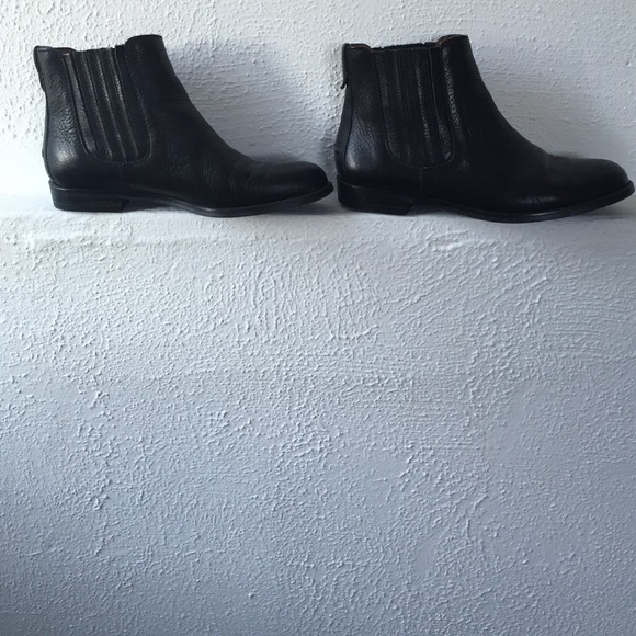 Madewell Chelsea boot