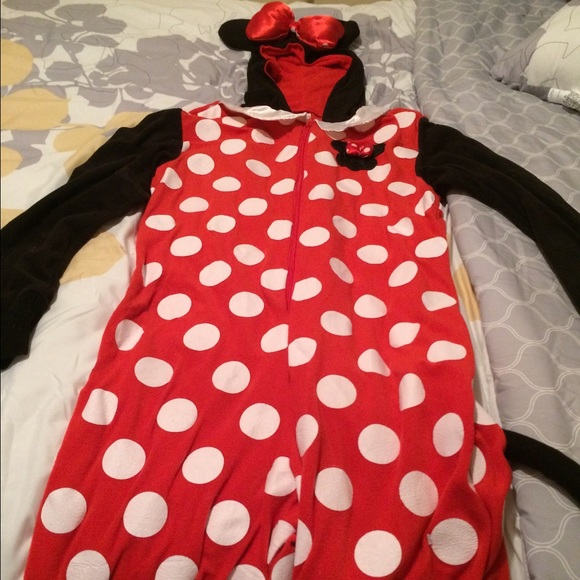 Disney onesie mini mouse