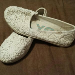 Roxy Knit Flats