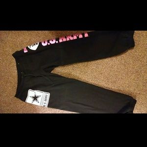 VICTORIA'S SECRET capri pants! LIKE NEW