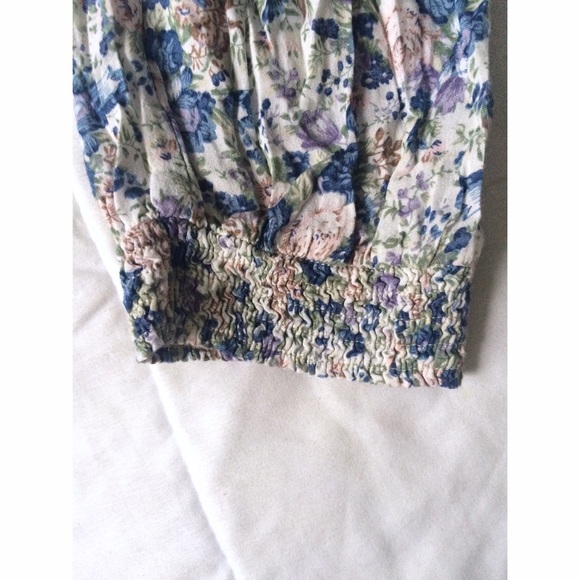 🚫SOLD🚫floral print joggers - Picture 4 of 4