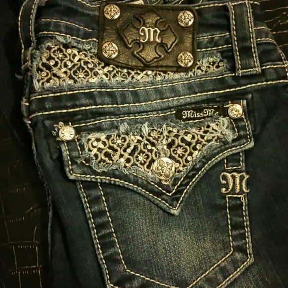 Flash sale Rhinestone Miss Me Jeans LOWEST - Picture 2 of 4