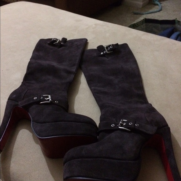 High heel boots