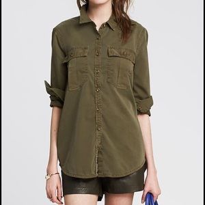 Banana Republic Soft Wash Utility Shirt