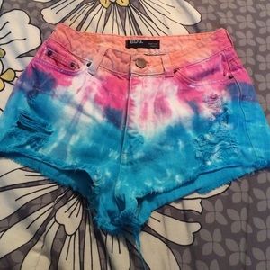 High Rise Cheeky shorts