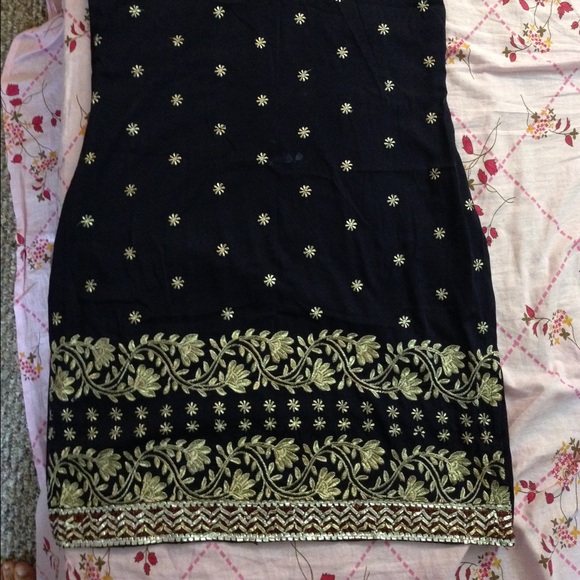 Indian salwar suit (dress)