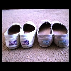2 pairs  BOBS & TOMS both size 8. cream/tan & grey