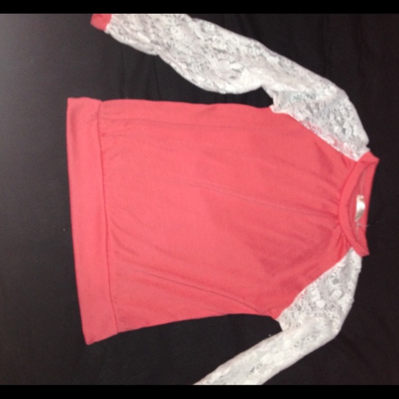 Pink and lace sleeve shirt - Picture 1 of 2