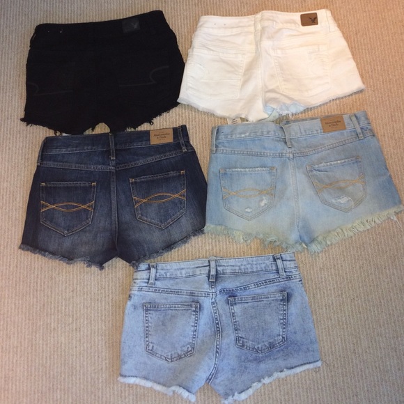 Shorts - Picture 1 of 4