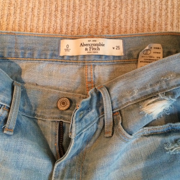 Shorts - Picture 4 of 4