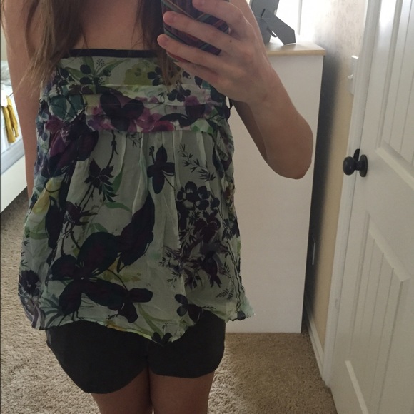 Floral strapless top