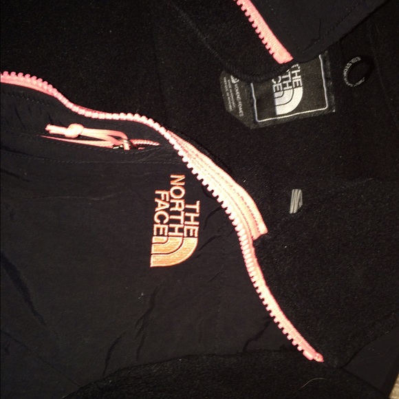 North face jacket - Picture 2 of 3