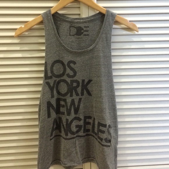 SOLD🚫 Grey muscle tee from UO