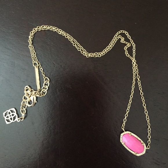 Kendra Scott Jewelry - Kendra Scott necklace