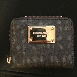 Micheal Kors Wallet - Small