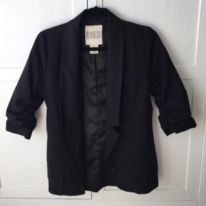 BB Dakota black blazer!