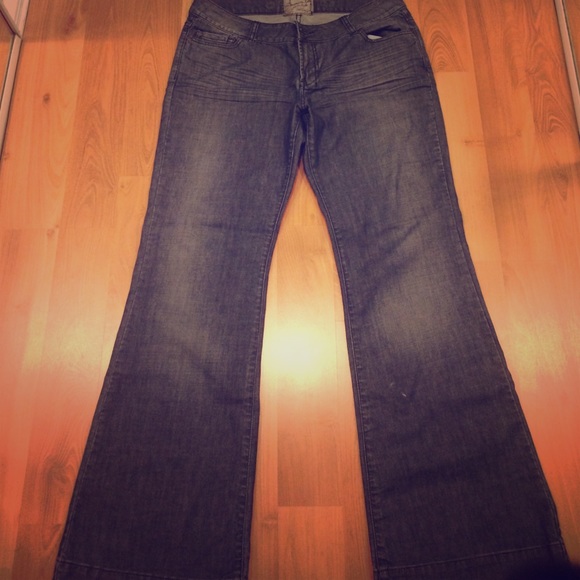 American Rag lighter denim jeans