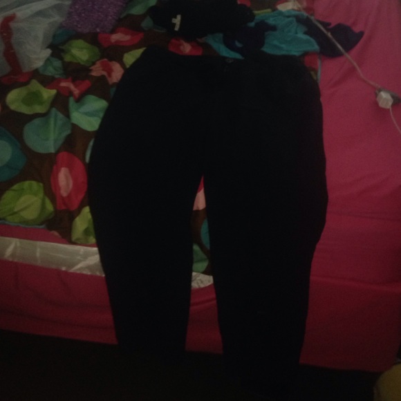 Nice pair of fitted black slacks