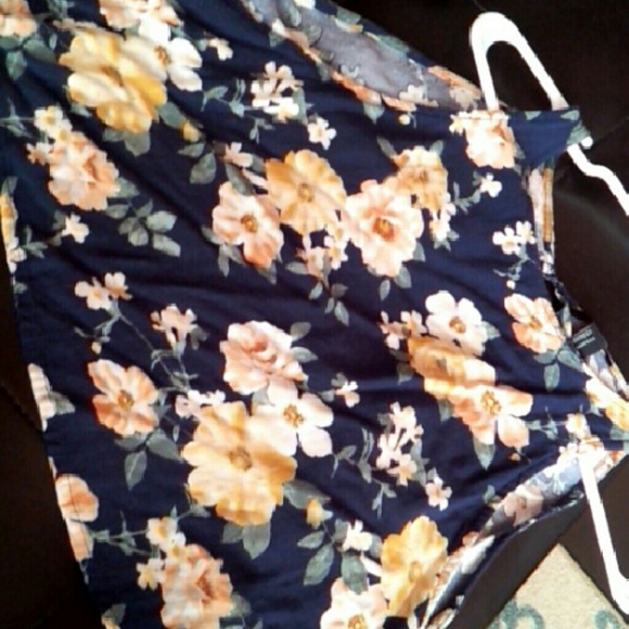Forever 21 floral shirt