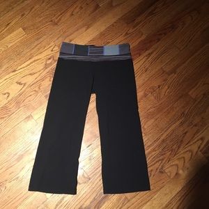 Lululemon Cropped Pant: Size 6