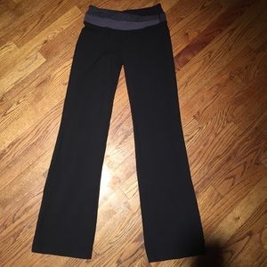 Lululemon Groove Pant: Size 6 Great Condition!