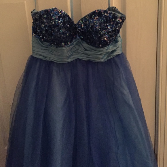 Dark blue short party dress