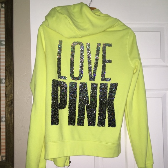 🌟FLASH SALE ✨LIMITED EDITION🌟VS PINK HOODIE