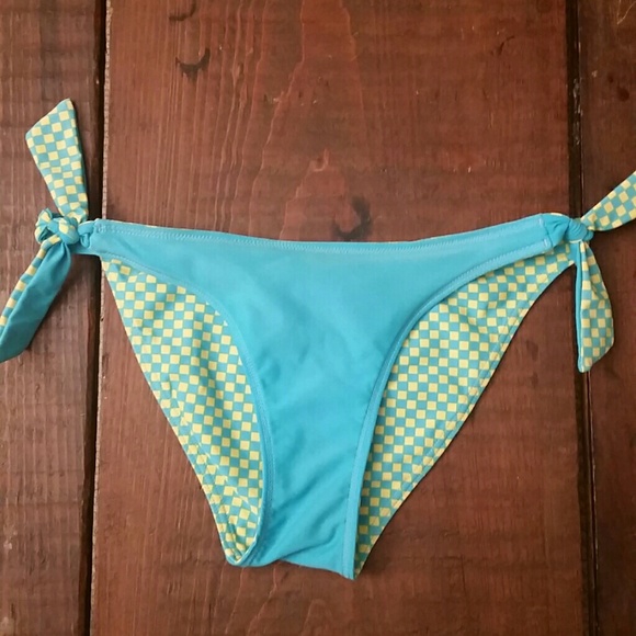 SELL TODAY 🐬Vans bikini bottoms
