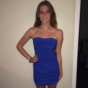 Blue strapless dress