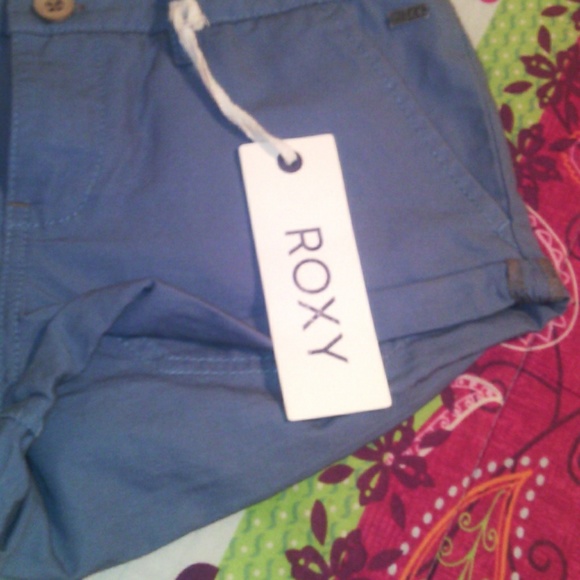 Roxy - Picture 2 of 2