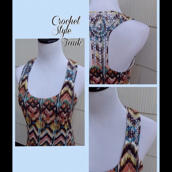 ALMOST FAMOUS 🌻 - Picture 3 of 4