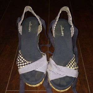 Navy & white wedges
