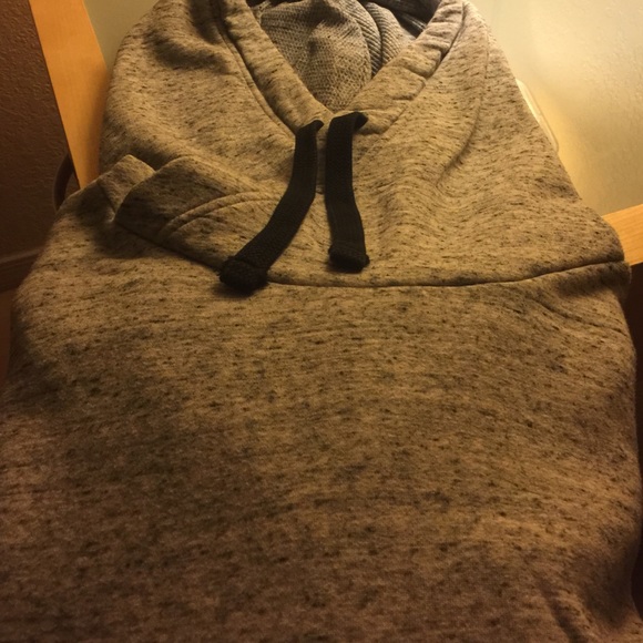 Men's Gray & Black Spots Hoodie