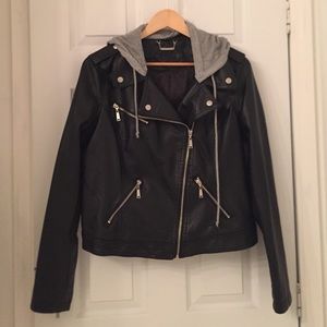 cool faux leather jacket with removable hood ✌🏻