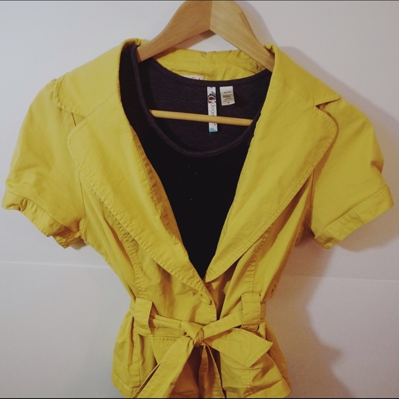 Yellow cropped jacket