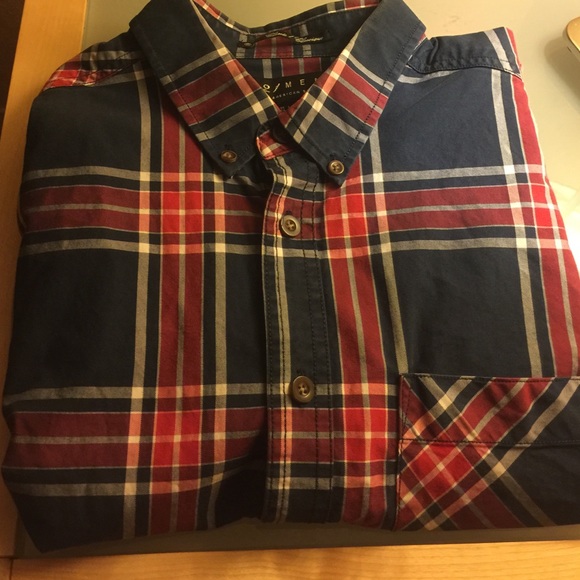Men's Blue & Red & White Plaid Button Up