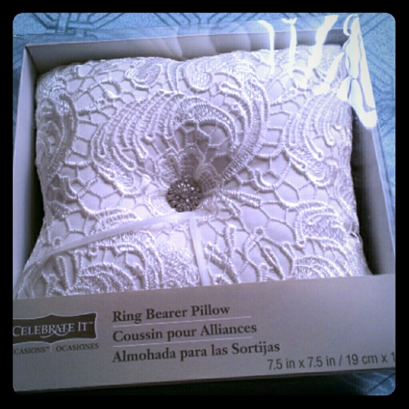 Celebrate It? Ring Bearer Pillow, Vintage Lace