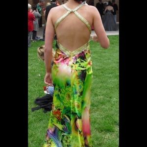 Riva Designs Prom Dress