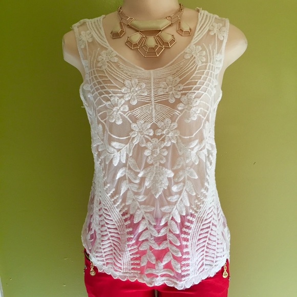 Ivory lace top! - Picture 1 of 4