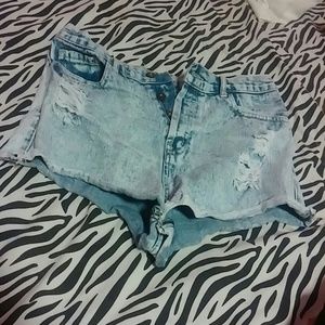 Denim wash shorts