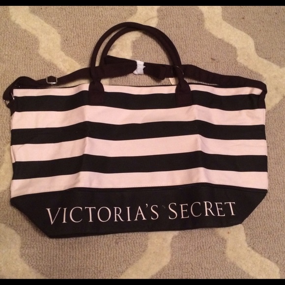 Victoria's Secret Weekend Getaway Bag