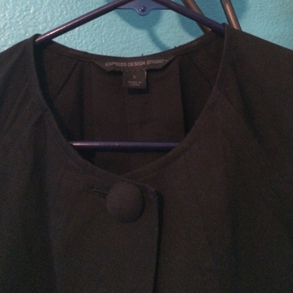 Blazer - Picture 2 of 3