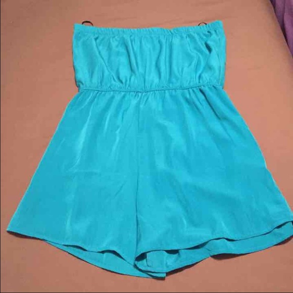 Romper - Picture 2 of 2