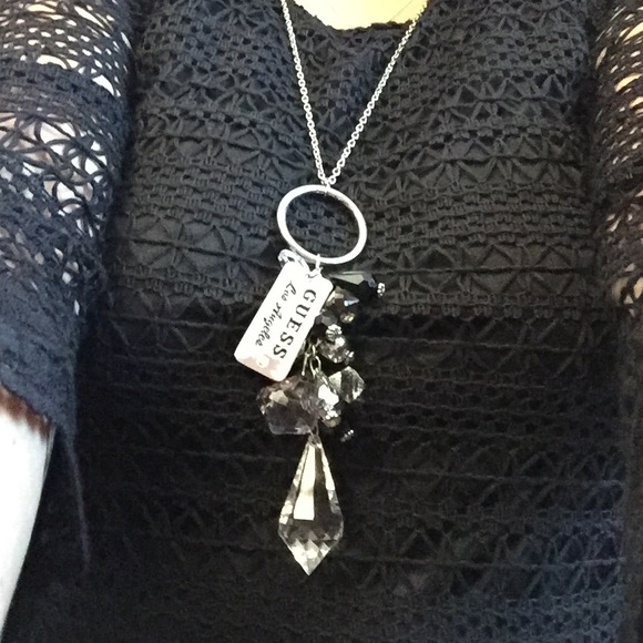 Longchain crystal pendant necklace