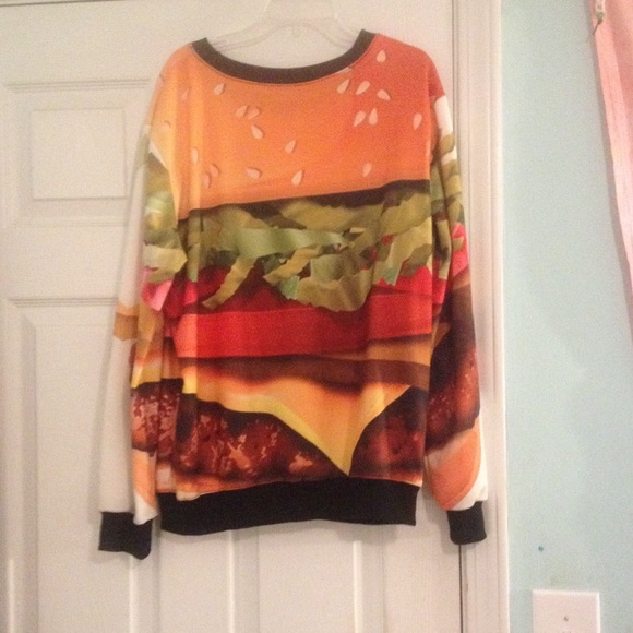 Hamburger crew neck
