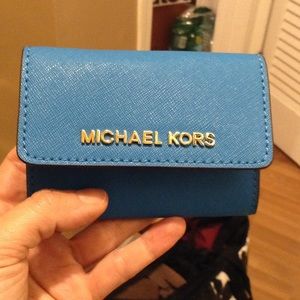 Michael Kors keychain change purse